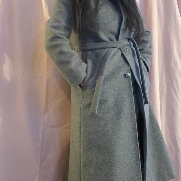 Classy Vintage Gray Wool Coat - Picture 6 of 16